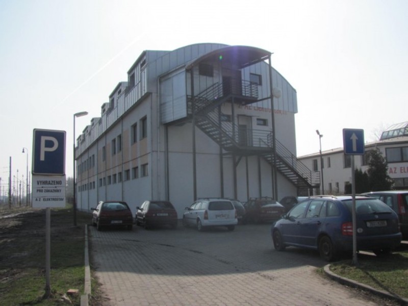 Nástavba kanceláří na skladové hale – 3.NP v areálu AZ Elektrostav, a.s. v Nymburce
